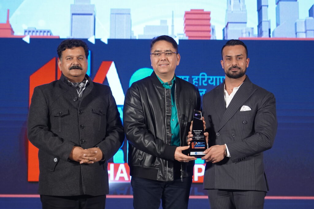 Managing Director Mr Tejpreet Singh Gill facilitated on being the pioneers of real estate by Zee News